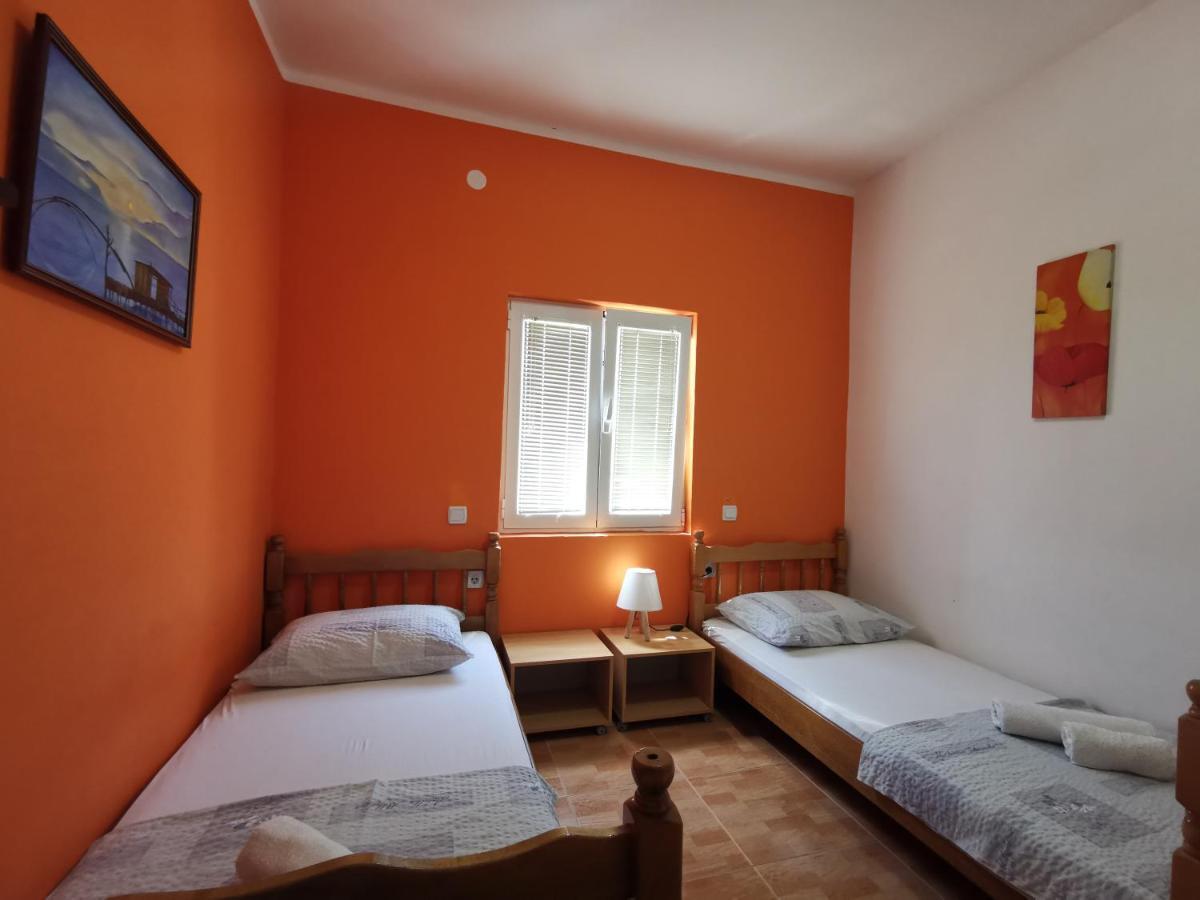 Apartments Montenegrina Улцинь Экстерьер фото