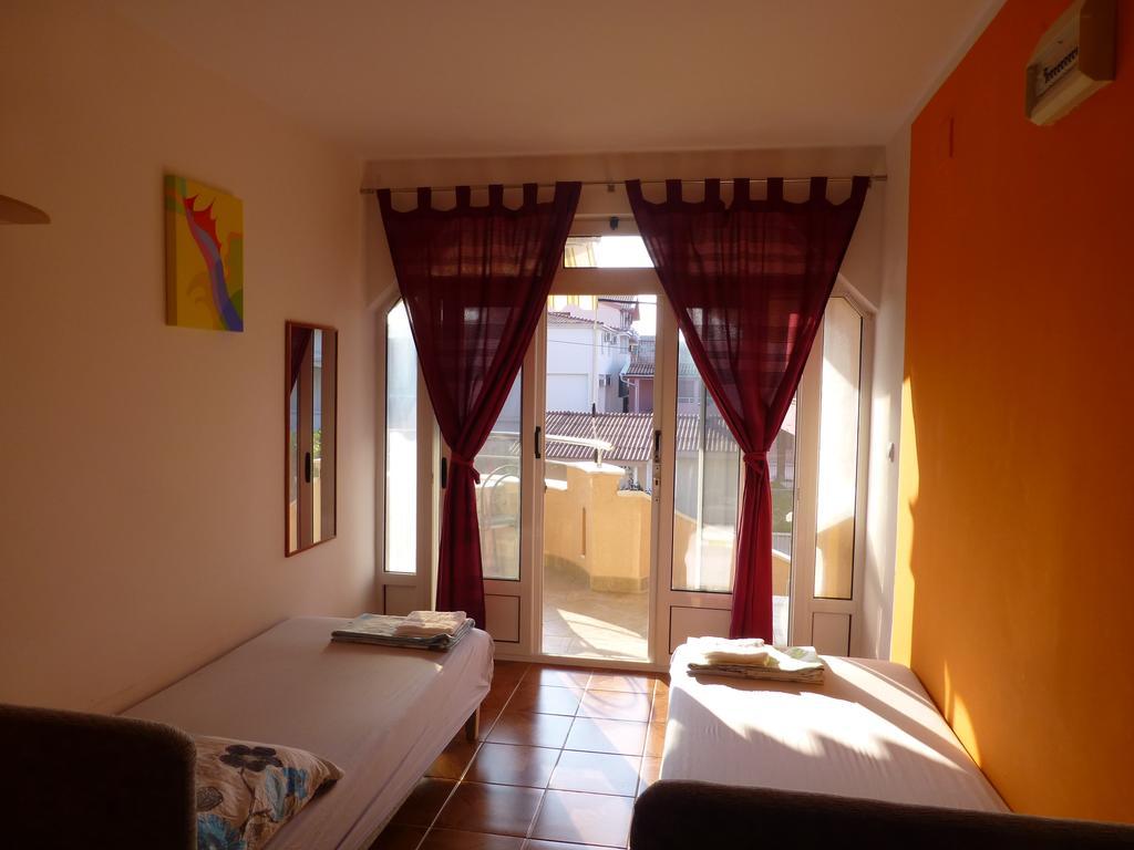 Apartments Montenegrina Улцинь Экстерьер фото