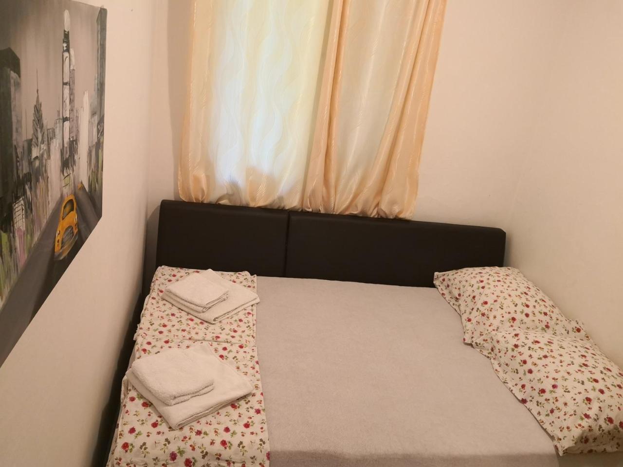 Apartments Montenegrina Улцинь Экстерьер фото